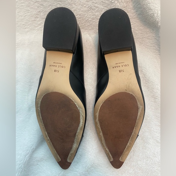 Cole Haan Women’s Flats. Size 5.5 - Picture 4 of 5